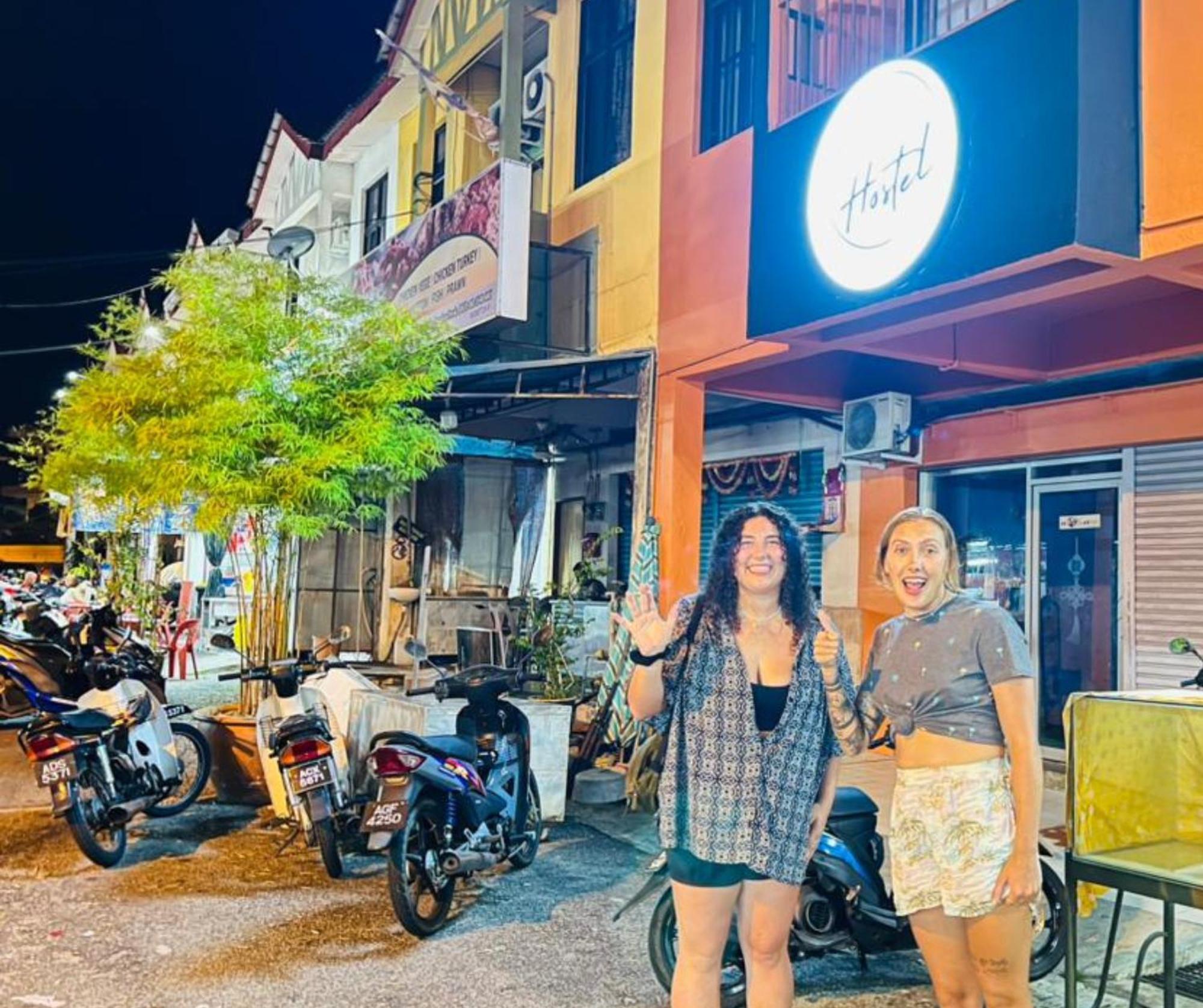 Kampong Pasir Bogak Shoplot Hostel Pangkor מראה חיצוני תמונה
